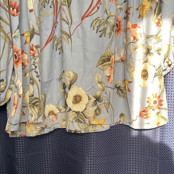 BUCKETLIST Floral Multicolor Blouse - Picture 10 of 11